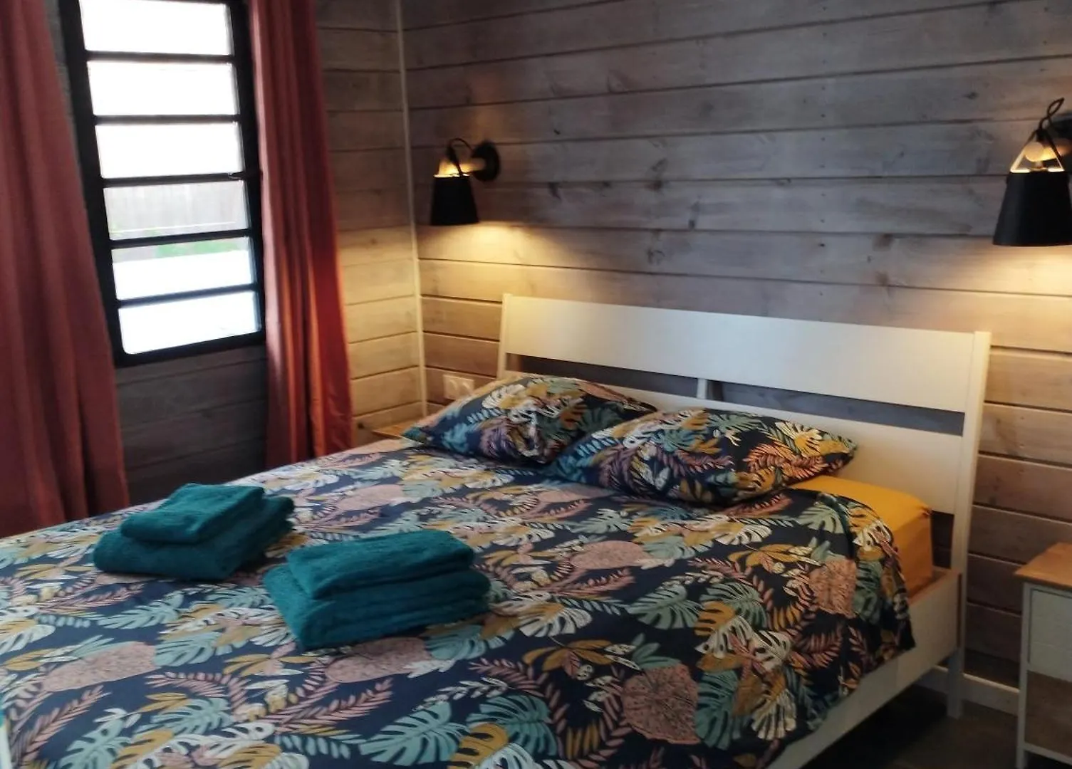 Hébergement de vacances Les Coulirooms - Gite Sainte-Anne